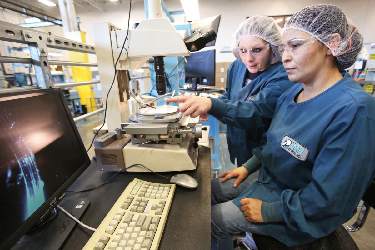 Nota destacada del día: Perfila industria manufacturera caída de 2.4% en febrero